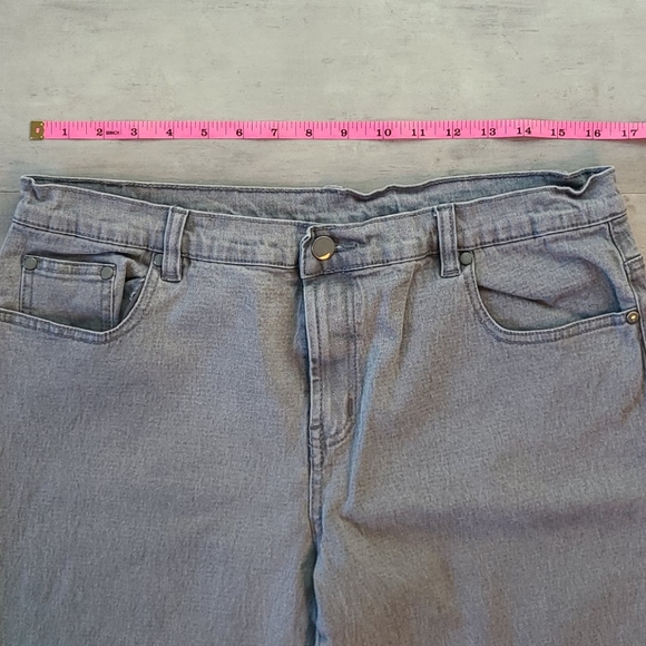 DG2 Grey Petite Jeans - Picture 4 of 7